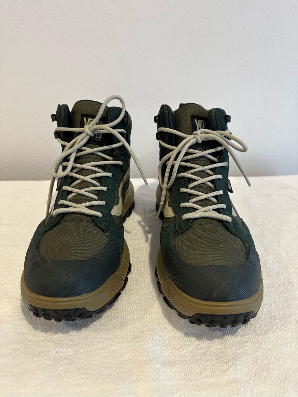 Men's Dark Green Hiking Sneakers with Tan Accents